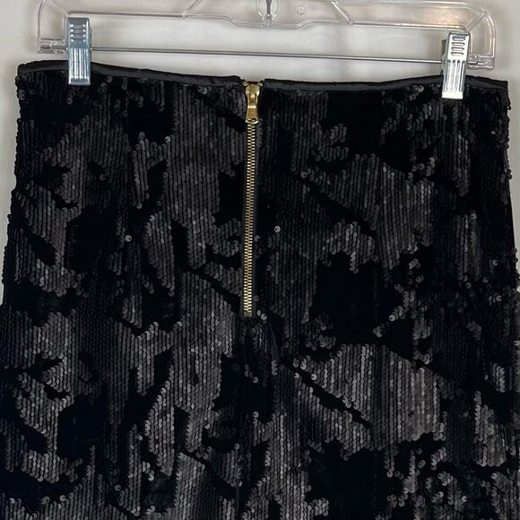 Romeo & Juliet Couture Black Velvet Sequined Y2K  WhimsiGoth Skirt NWOT Size M - Picture 5 of 11
